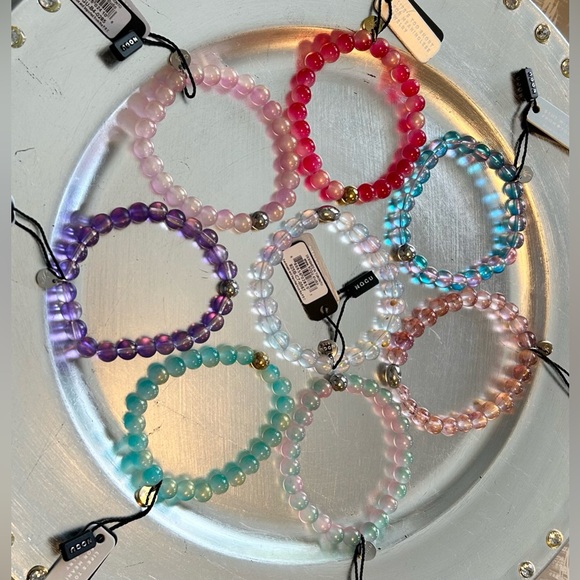 ππ©· NOGU Sliced Melon Shimmer Glass Bracelet π©·π - Picture 4 of 5